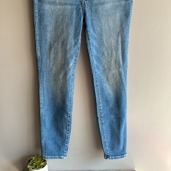 Madewell 10" High-Rise Skinny Crop Jeans in Sheffield Wash Size 28 - Picture 4 of 12